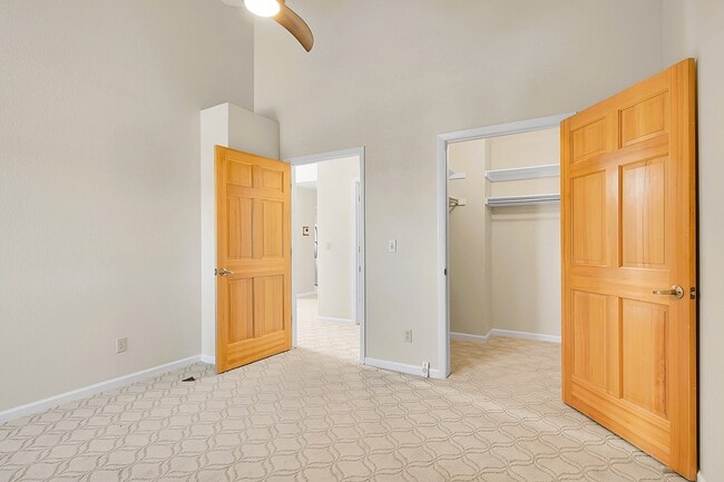 Building Photo - 31719 Rocky Village Dr