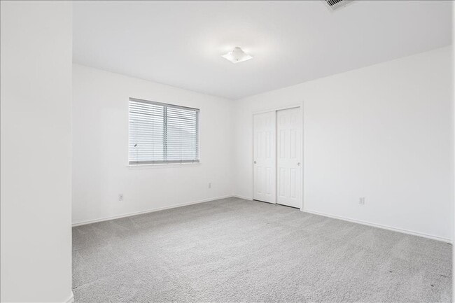 Building Photo - 712 Arrowood Pl