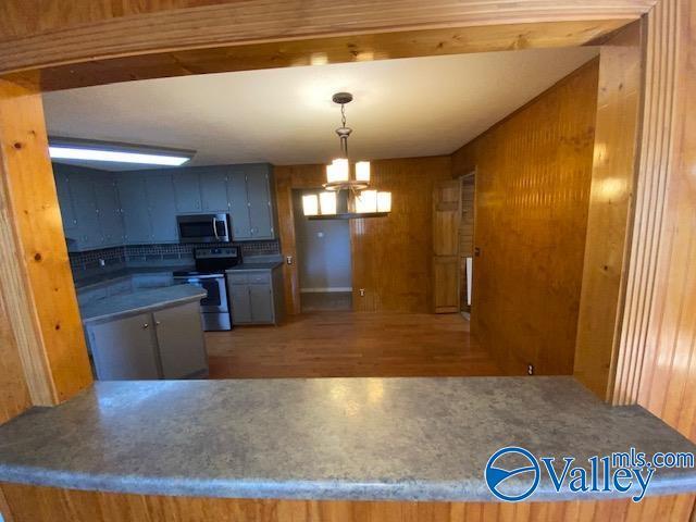 Building Photo - 93 Mountain View Dr