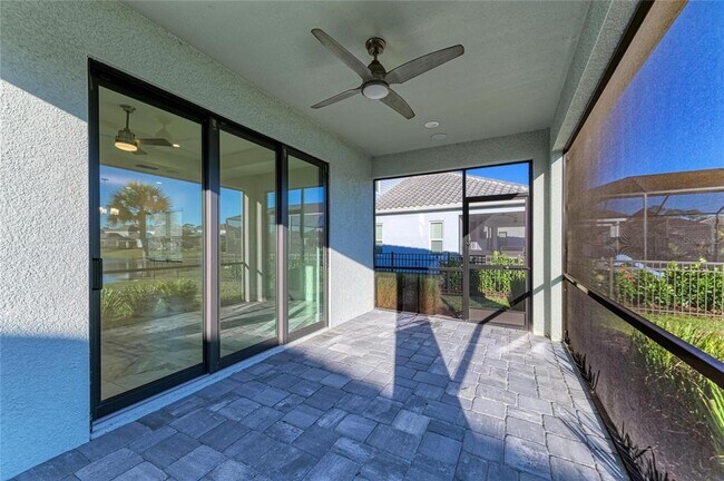 Building Photo - 6629 Fort Pierce Ave