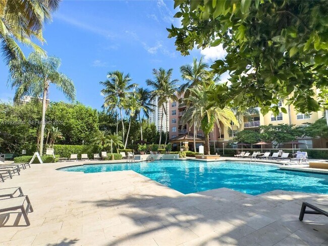 Building Photo - 19655 E Country Club Dr