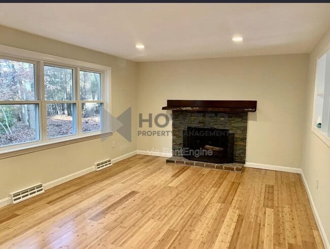 Building Photo - 38 Artisan Way