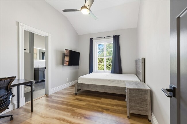 Building Photo - 7358 Pershing Ave