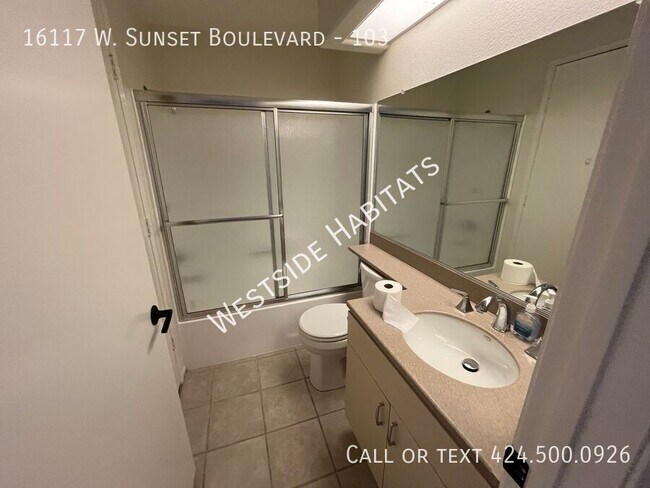 Building Photo - 16117 W Sunset Blvd