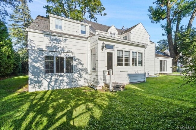 Building Photo - 246 Mamaroneck Rd