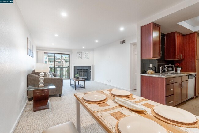 Building Photo - 1315 A St