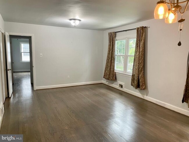 Building Photo - 6616 Kirby Ct