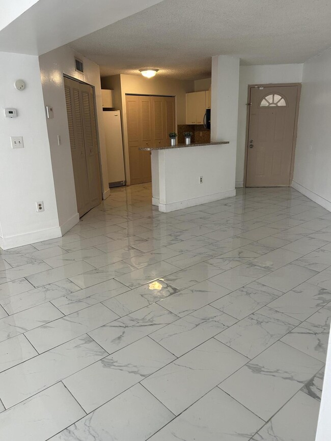 Building Photo - 6296 NW 186th St