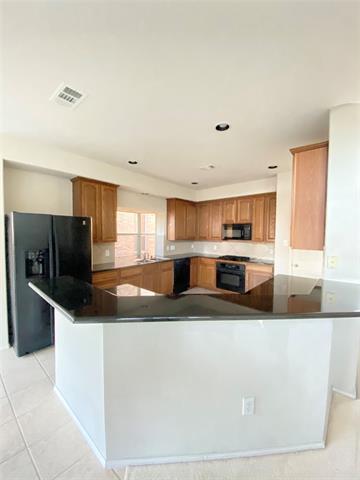 Building Photo - 9300 Hunter Chase Dr