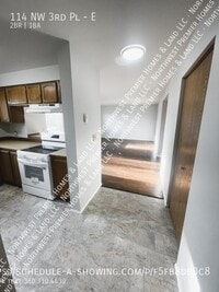 Building Photo - 114 NW 3rd Pl