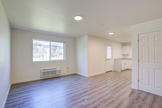 Building Photo - Country Living with Modern Flair: Wake up to the sounds of nature, Live Minutes from Everything