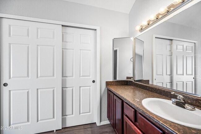 Building Photo - 1331 W Baseline Rd