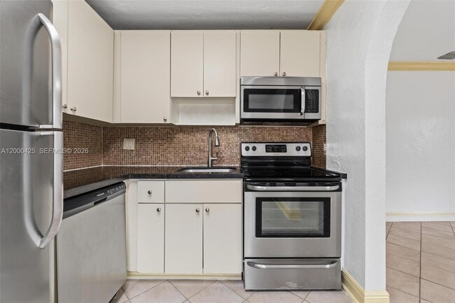 Building Photo - 3147 McDonald St