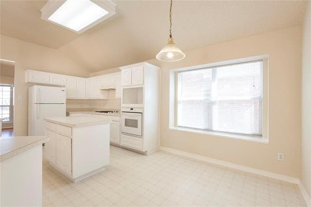 Building Photo - 1524 Balboa Ln