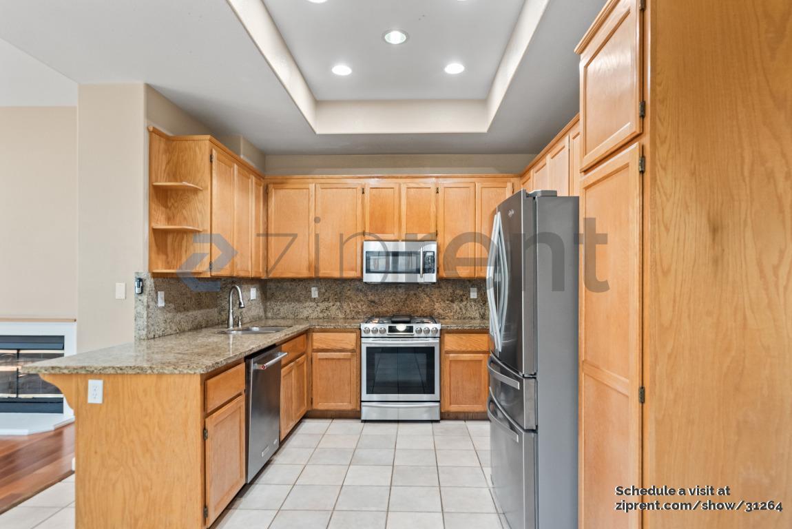 Building Photo - 3774 Florian St