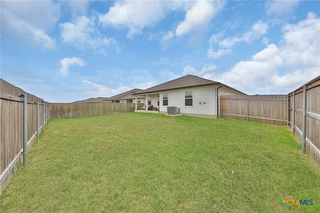 Building Photo - 801 Cinnamon Teal