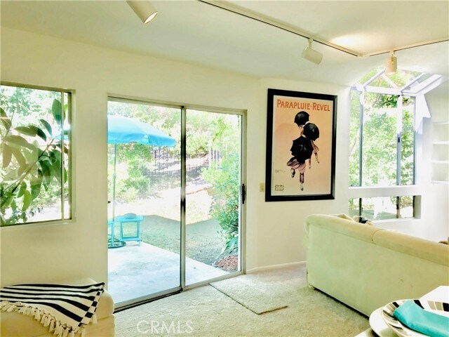 Building Photo - 208 Santa Rosa Ct