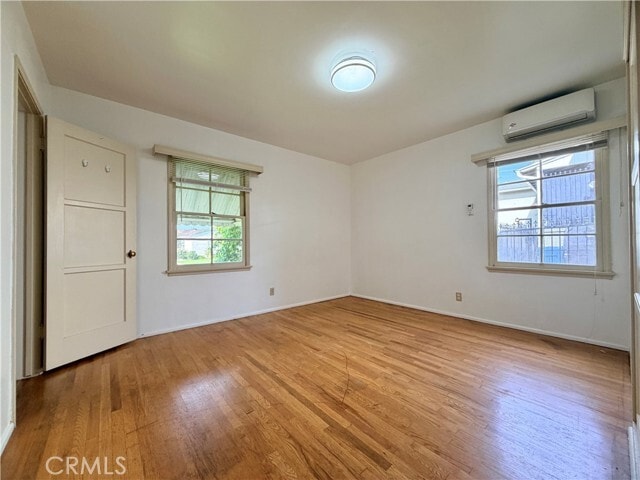 Building Photo - 2408 Hitchcock Dr