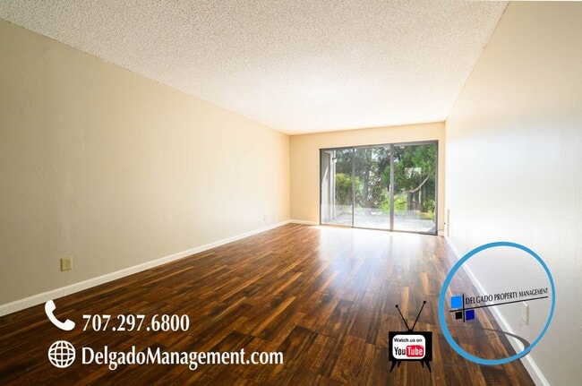 Building Photo - Benicia 2 bedroom condo