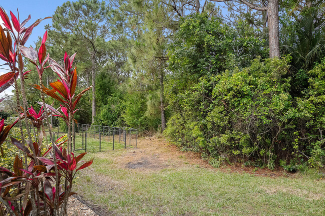 Building Photo - 4642 SW Hammock Creek Dr