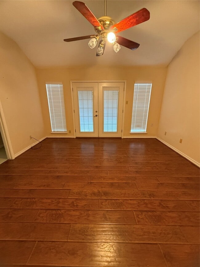Building Photo - 4027 Summit Valley Dr