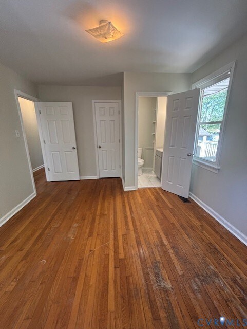 Building Photo - 9721 Drexel Ln