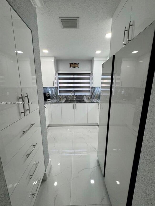 Building Photo - 12663 NW 8th Way