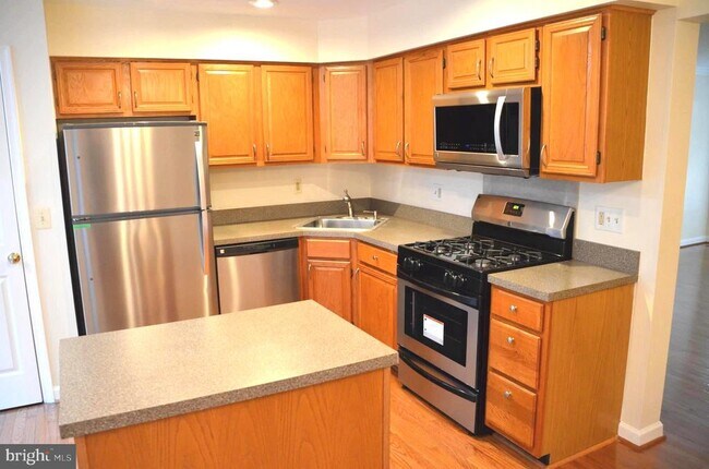 Building Photo - 6086 Joust Ln