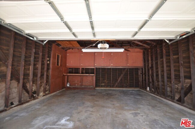 Building Photo - 2729 N Brighton St