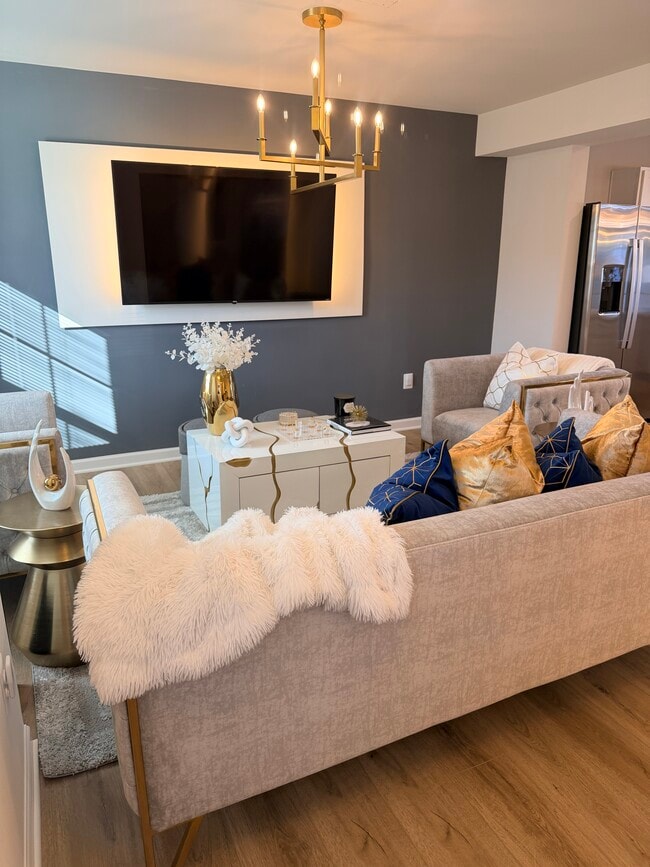 Building Photo - 7269 Statesman Blvd