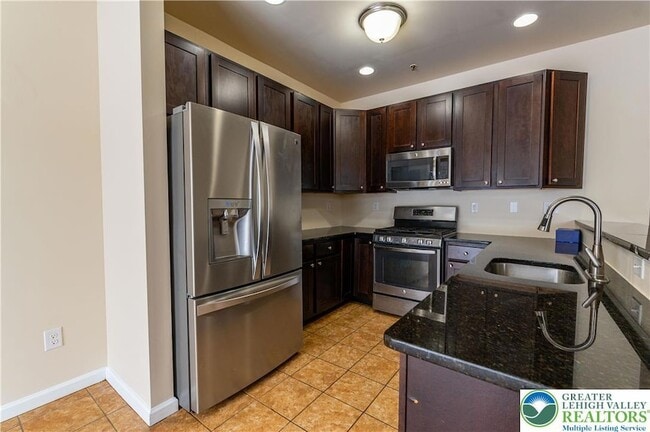 Building Photo - 241 Snapdragon Way