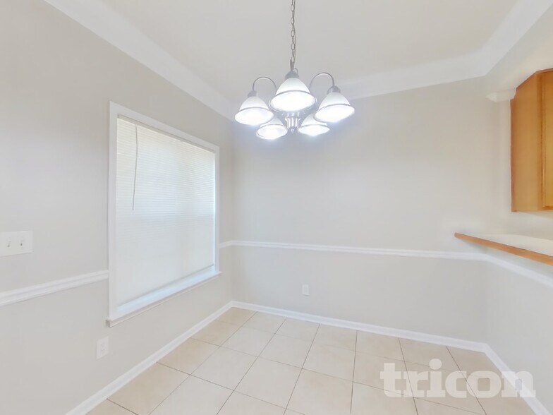 Building Photo - 130 Nowell Dr