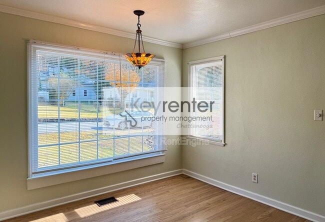 Building Photo - 4803 Orchard View Dr