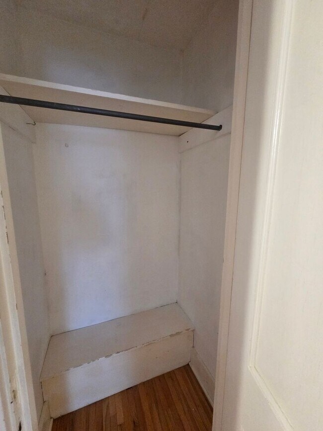 Building Photo - Bertch &amp; Western