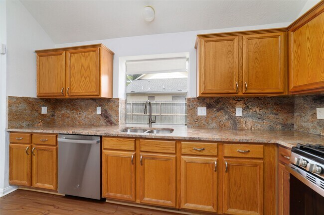 Building Photo - 7919 Quail Meadow Dr
