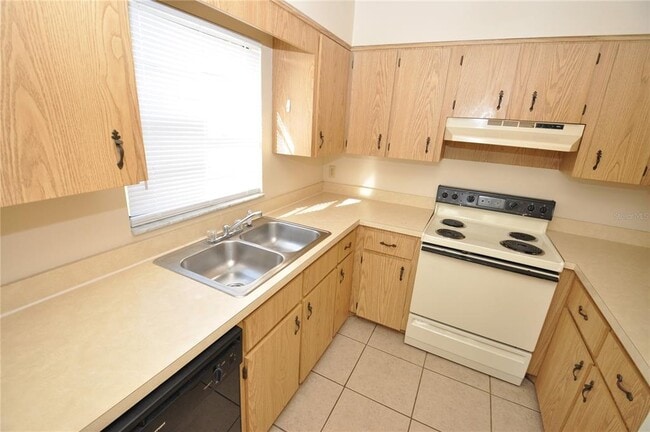 Building Photo - 145 Shannon Dr