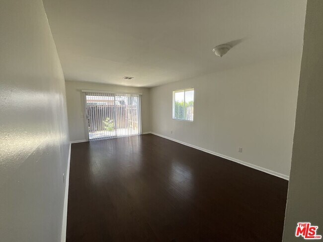Building Photo - 1287 Olive Tree Ln