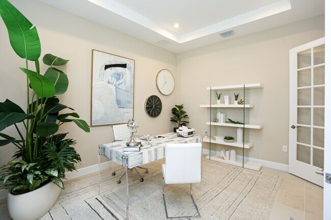 Building Photo - BRAND NEW** STUNNING POOL HOME**PROFESSIONALLY DECORATED**3 BEDS + DEN/ 3 FULL BATHS***ESPLANADE ...