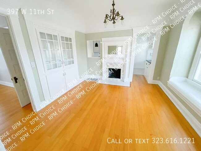 Building Photo - 397 W 11th St