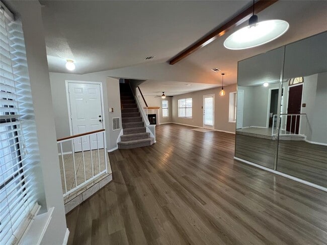 Building Photo - 7906 Tiffany Dr