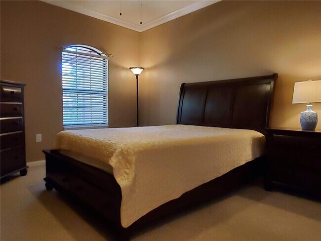 Building Photo - 2141 Portofino Pl