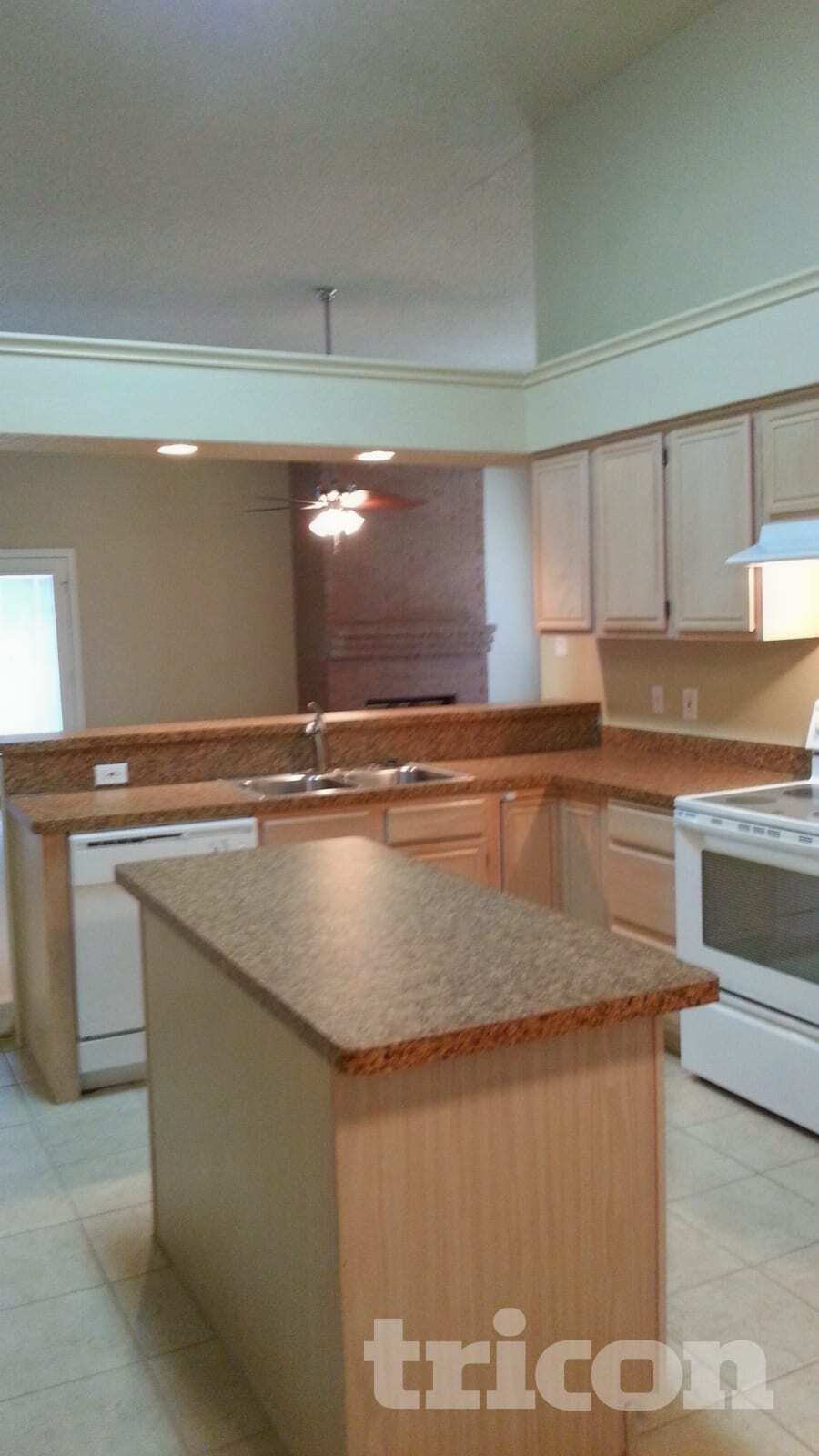 Building Photo - 603 Kimberly Dr