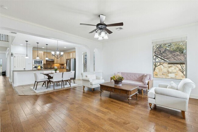 Building Photo - 7429 Bonniebrook Dr