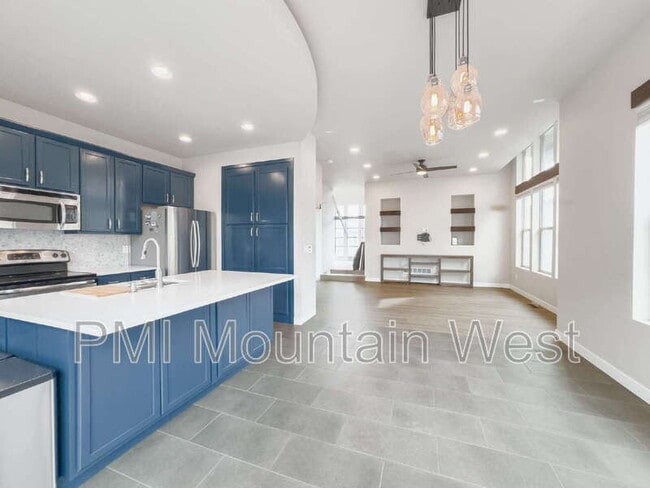 Building Photo - 7537 Russi Pl