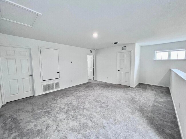 Building Photo - 312 Black Alder St