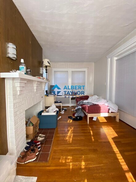 Building Photo - 200 Commonwealth Ave