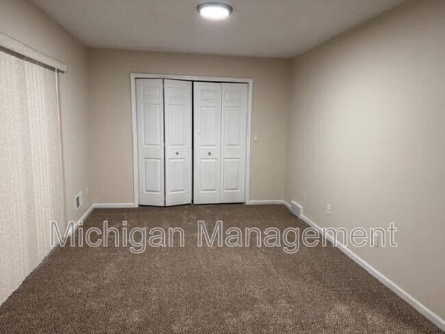 Building Photo - 4790 Maddie Ln