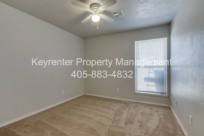 Building Photo - 6913 Fawn Canyon Dr