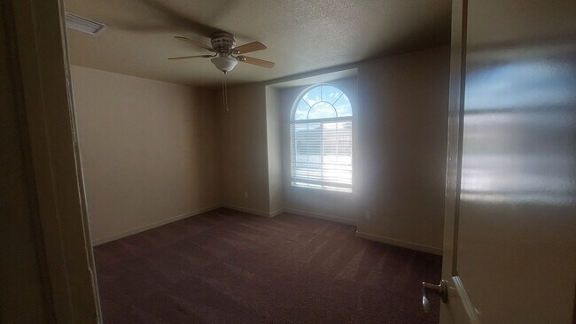 Building Photo - 3808 Tierra Allen Pl