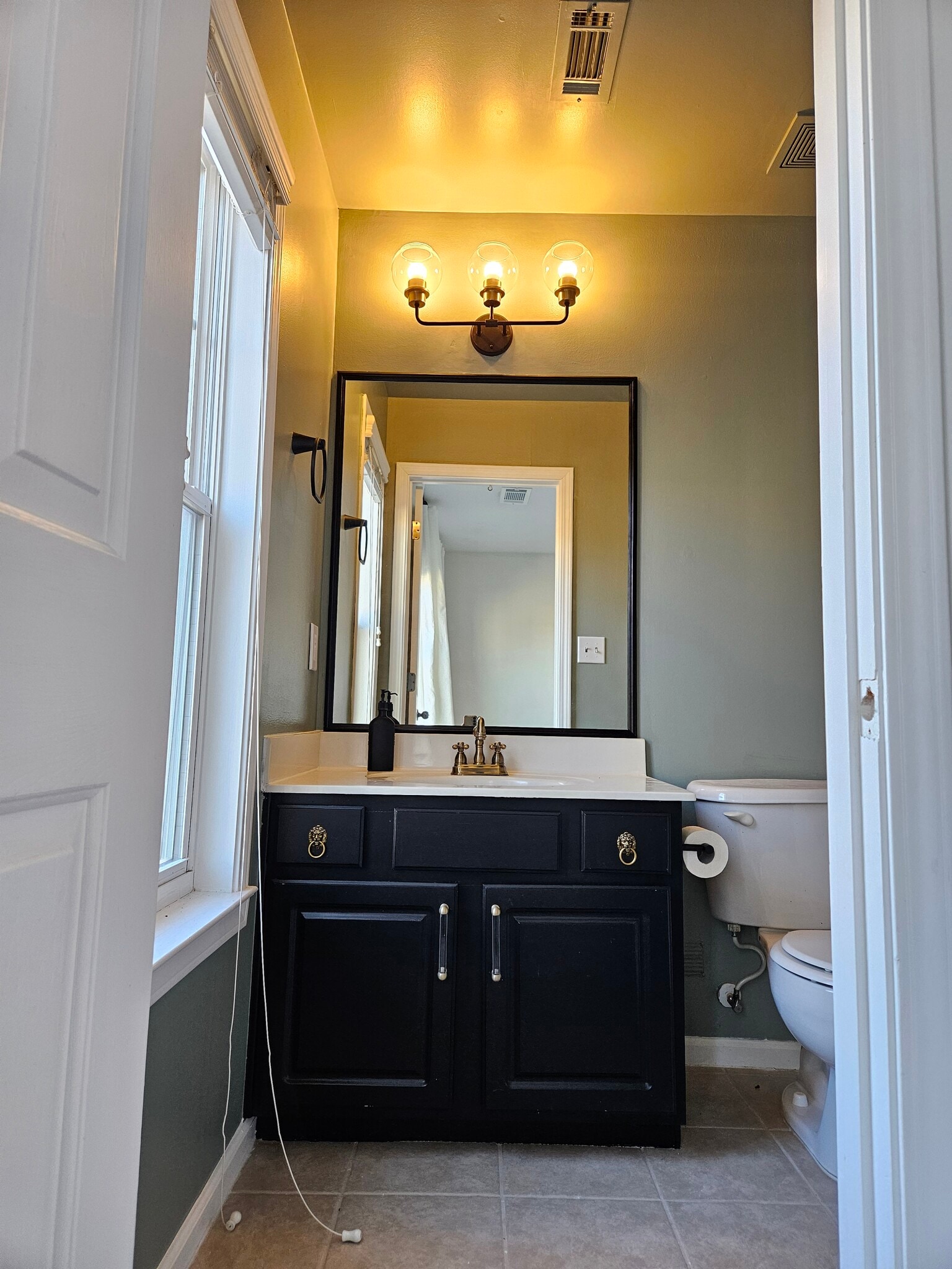 Building Photo - 4361 Grove Field Park NW